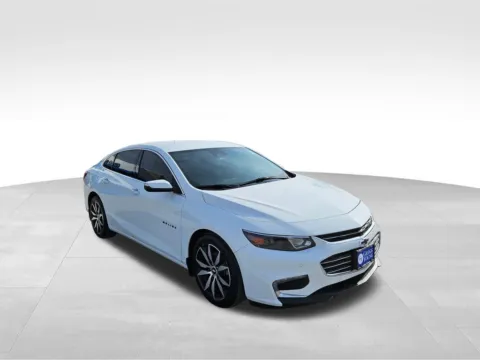 More photos of 2016 Chevrolet Malibu LT at Gregg Young Chevrolet Of Plattsmouth, NE