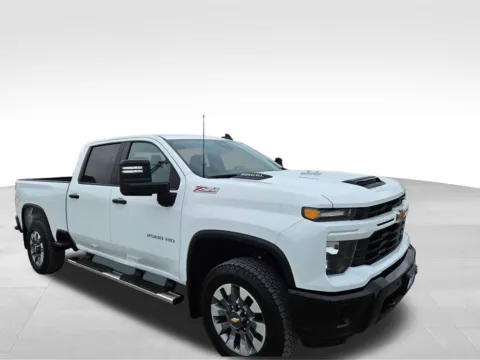More photos of 2025 Chevrolet Silverado 2500HD Custom at Gregg Young Chevrolet Of Plattsmouth, NE