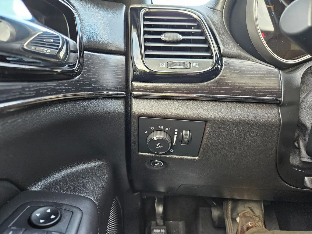 2019 Jeep Grand Cherokee High Altitude photo 4