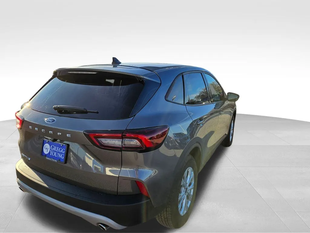 2025 Ford Escape Active photo 3