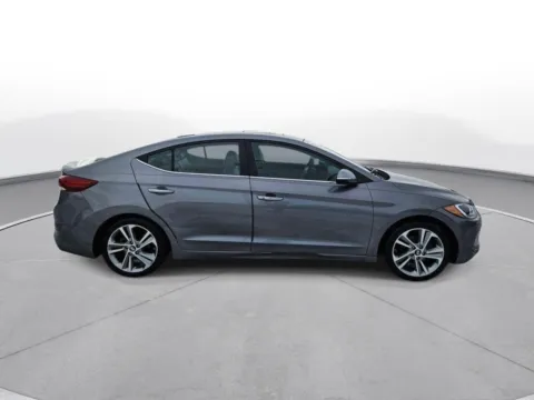 More photos of 2017 Hyundai Elantra Limited at Gregg Young Chevrolet Of Plattsmouth, NE