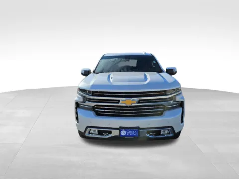 Another view of 2019 Chevrolet Silverado 1500 High Country for sale in Plattsmouth, NE at Gregg Young Chevrolet Of Plattsmouth