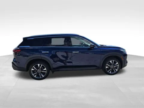More photos of 2024 INFINITI QX60 LUXE at Gregg Young Chevrolet Of Plattsmouth, NE