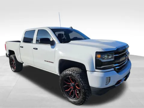 More photos of 2018 Chevrolet Silverado 1500 LTZ at Gregg Young Chevrolet Of Plattsmouth, NE
