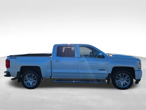 More photos of 2018 Chevrolet Silverado 1500 High Country at Gregg Young Chevrolet Of Plattsmouth, NE