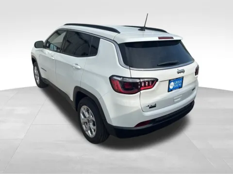 More photos of 2025 Jeep Compass Latitude at Gregg Young of Plattsmouth, NE