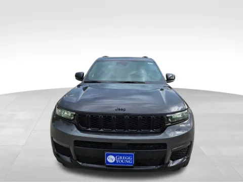 Photos of 2025 Jeep Grand Cherokee L Limited for sale in Plattsmouth, NE at Gregg Young of Plattsmouth