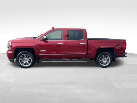 Another view of 2018 Chevrolet Silverado 1500 High Country for sale in Plattsmouth, NE at Gregg Young of Plattsmouth