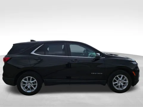 More photos of 2023 Chevrolet Equinox LT at Gregg Young of Plattsmouth, NE