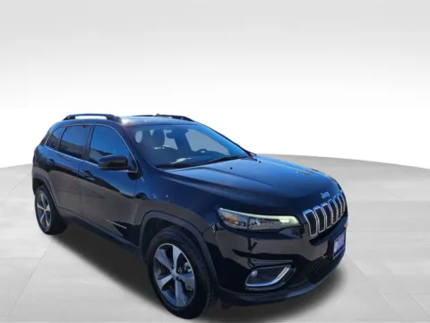 More photos of 2022 Jeep Cherokee Limited at Gregg Young of Plattsmouth, NE