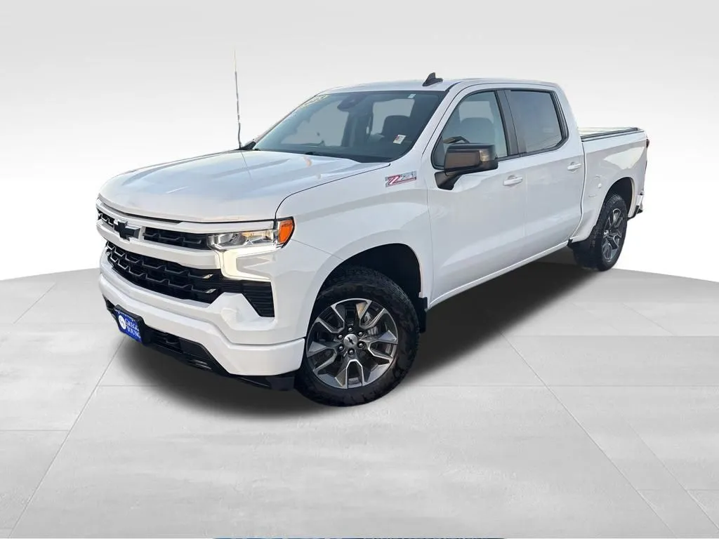 White 2023 Chevrolet Silverado 1500 RST for sale in Atlantic, IA