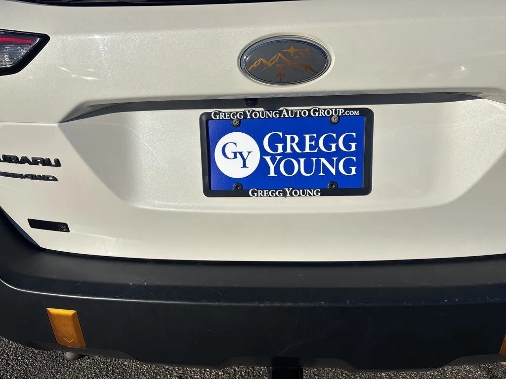 2022 Subaru Outback Wilderness photo 2