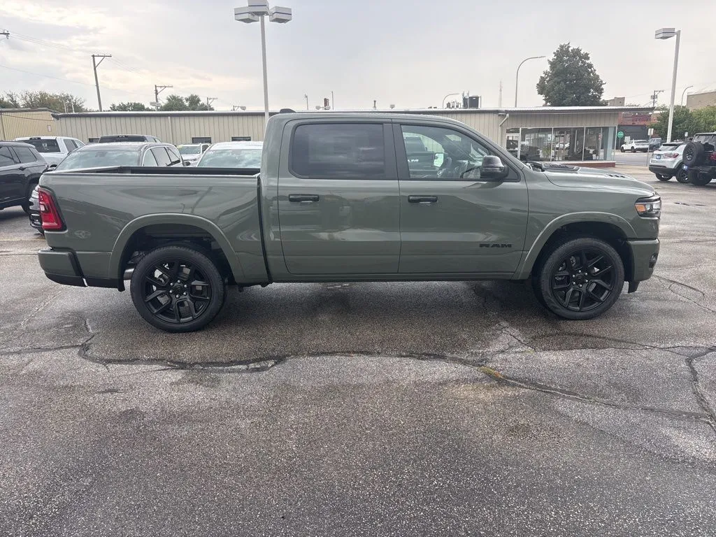 2026 Ram 1500 Laramie photo 3