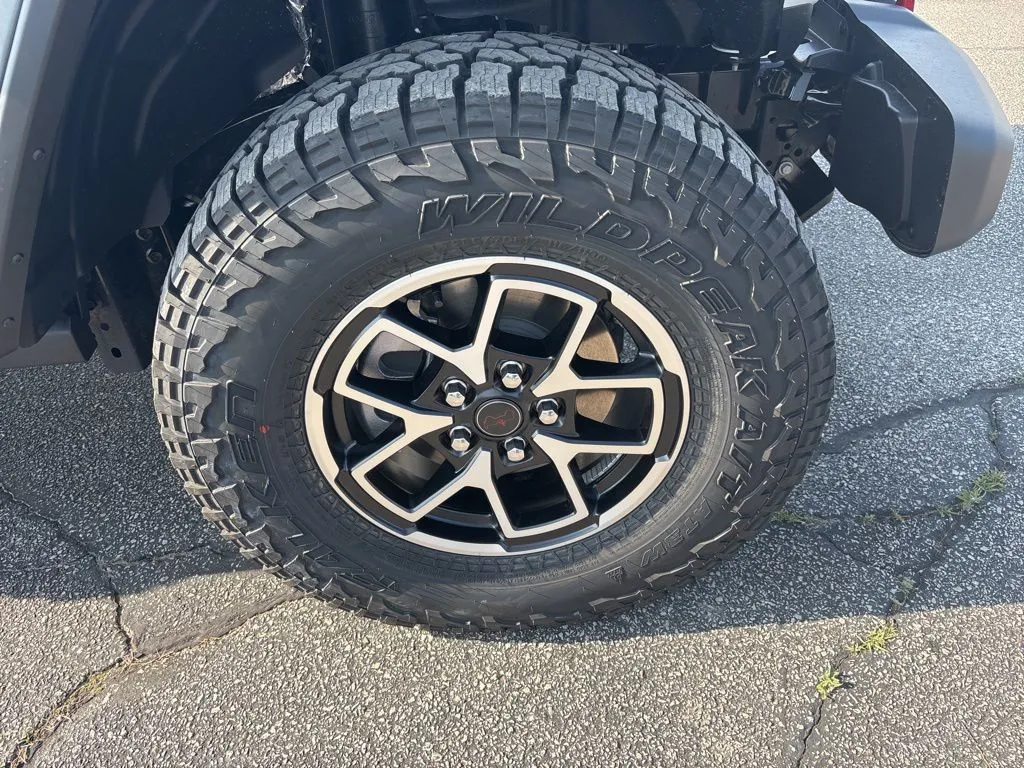 2025 Jeep Gladiator Rubicon photo 4