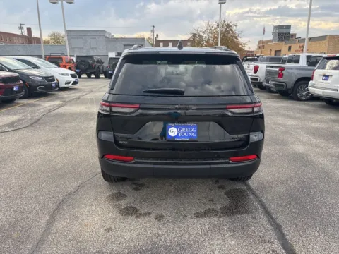 More photos of 2025 Jeep Grand Cherokee Limited at Gregg Young of Atlantic, IA