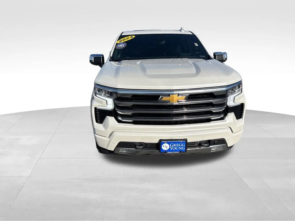 2024 Chevrolet Silverado 1500 High Country photo 4