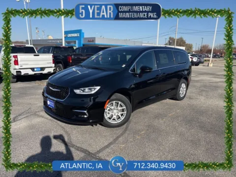 Black 2026 Chrysler Pacifica Select for sale in Atlantic, IA