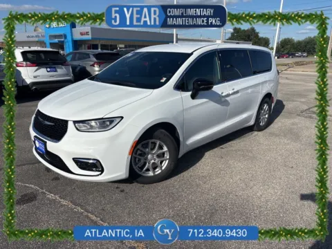 White 2026 Chrysler Pacifica Select for sale in Atlantic, IA