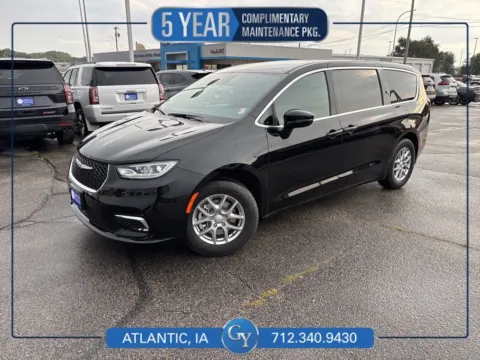 Black 2026 Chrysler Pacifica Select for sale in Atlantic, IA