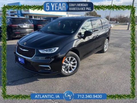 Black 2026 Chrysler Pacifica Select for sale in Atlantic, IA