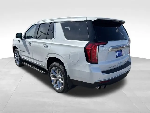 2022 Gmc Yukon Denali photo 2