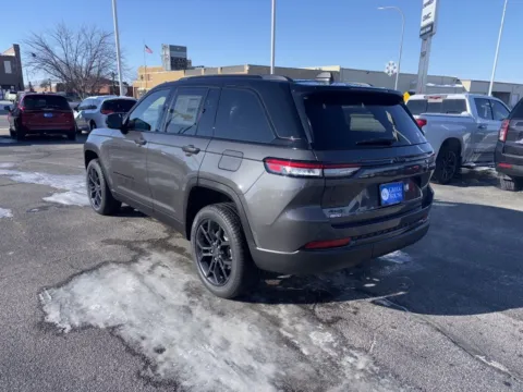 Another view of 2025 Jeep Grand Cherokee Limited for sale in Atlantic, IA at Gregg Young of Atlantic