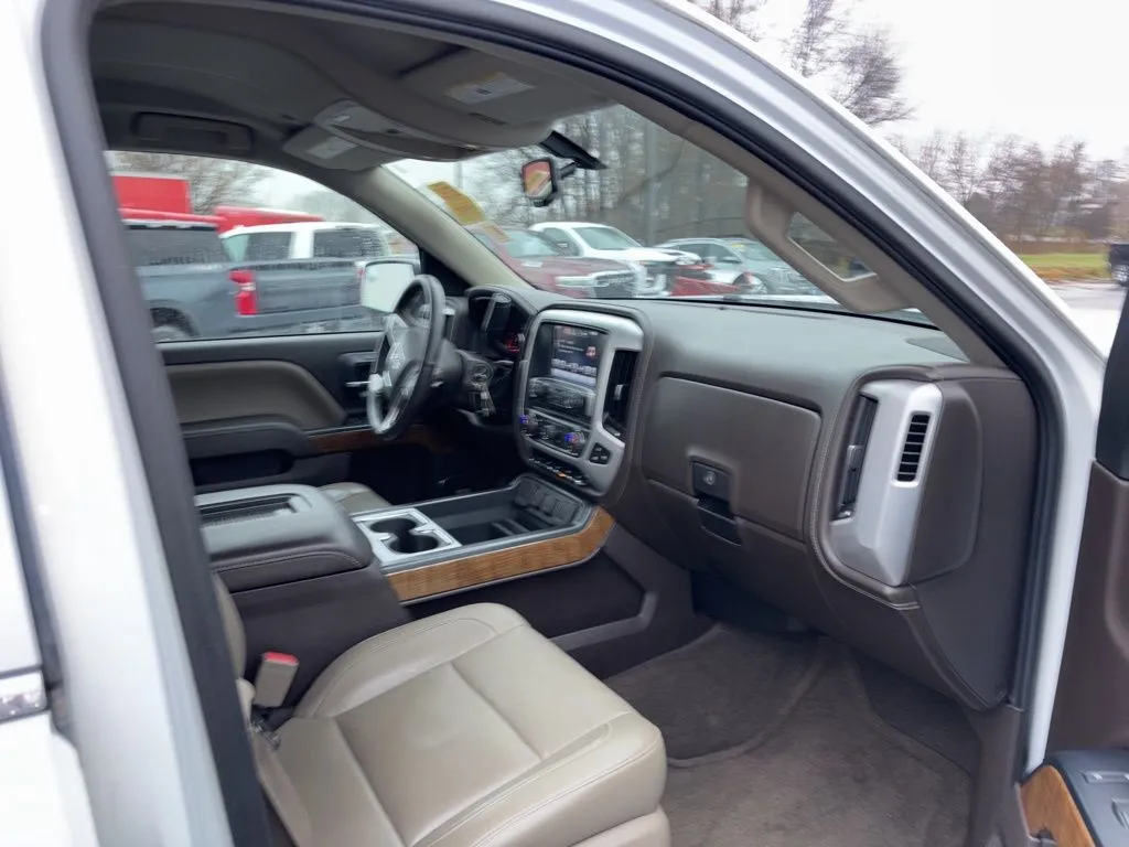 2016 Gmc Sierra 1500 SLT photo 4
