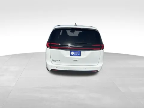 More photos of 2023 Chrysler Pacifica Touring L at Gregg Young Chrysler Dodge Jeep Ram of Atlantic, IA