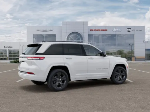 More photos of 2027 Jeep Grand Cherokee Limited Reserve at Gregg Young Chrysler Dodge Jeep Ram of Atlantic, IA