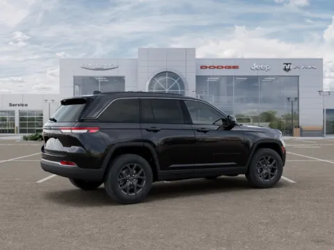 More photos of 2027 Jeep Grand Cherokee Laredo Altitude at Gregg Young Chrysler Dodge Jeep Ram of Atlantic, IA