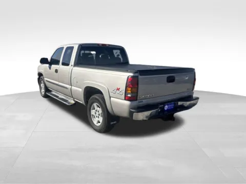 More photos of 2007 GMC Sierra 1500 Classic SLE1 at Gregg Young Chrysler Dodge Jeep Ram of Atlantic, IA