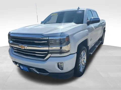 Another view of 2018 Chevrolet Silverado 1500 High Country for sale in Newton, IA at Gregg Young of Newton