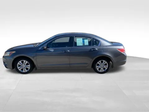 Photos of 2009 Honda Accord LX-P for sale in Newton, IA at Gregg Young of Newton