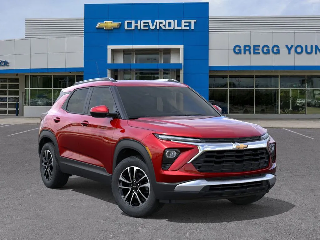 2026 Chevrolet Trailblazer LT photo 2