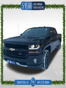 Black 2018 Chevrolet Silverado 1500 LT for sale in Newton, IA