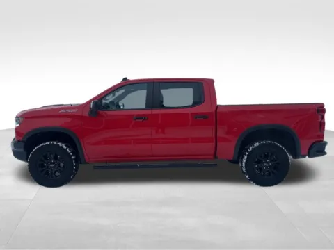 More photos of 2022 Chevrolet Silverado 1500 ZR2 at Gregg Young of Newton, IA