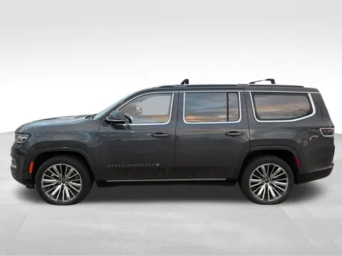 More photos of 2022 Jeep Grand Wagoneer Series III at Gregg Young of Newton, IA