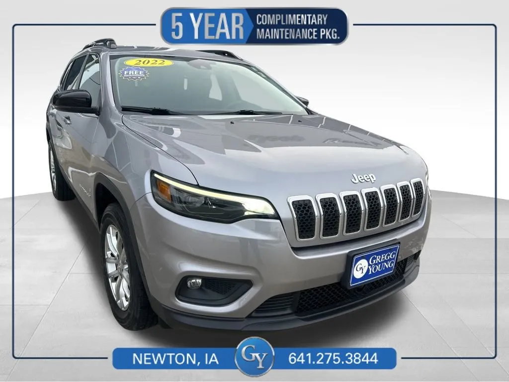 2022 Jeep Cherokee Latitude Lux's photo