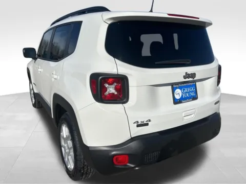 More photos of 2022 Jeep Renegade Latitude at Gregg Young of Newton, IA