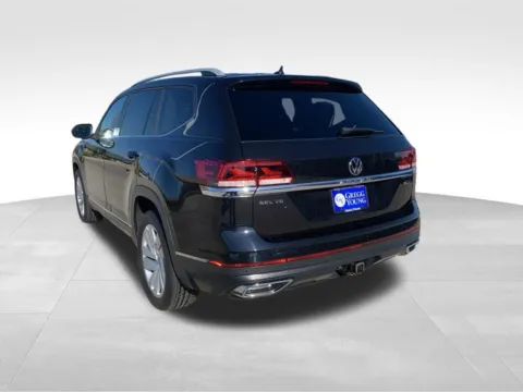 Photos of 2021 Volkswagen Atlas SEL for sale in Newton, IA at Gregg Young of Newton