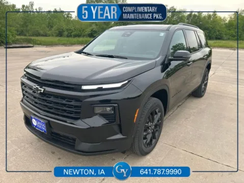 Black 2026 Chevrolet Traverse LT for sale in Newton, IA