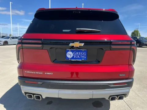 More photos of 2026 Chevrolet Traverse LT at Gregg Young of Newton, IA