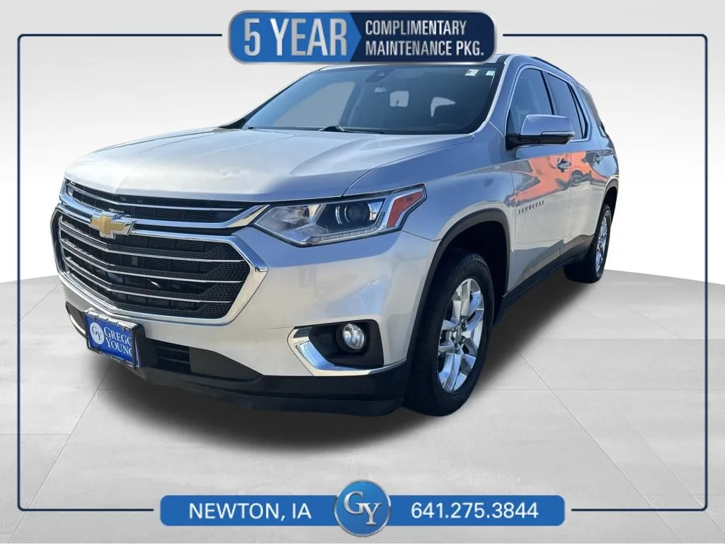 Silver 2020 Chevrolet Traverse LT for sale in Newton, IA