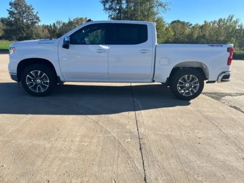 Photos of 2026 Chevrolet Silverado 1500 LT for sale in Newton, IA at Gregg Young of Newton