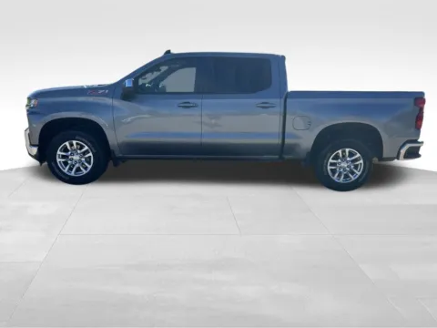 Another view of 2020 Chevrolet Silverado 1500 LT for sale in Newton, IA at Gregg Young of Newton