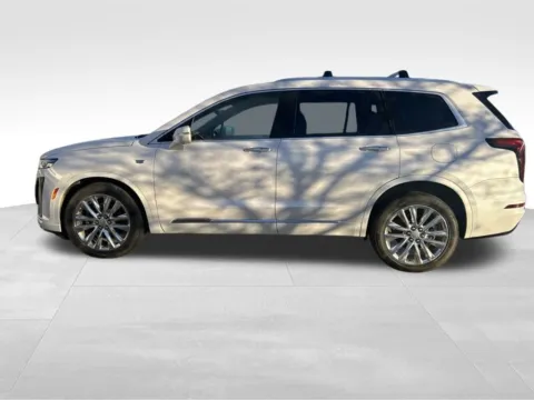 Another view of 2020 Cadillac XT6 Premium Luxury for sale in Newton, IA at Gregg Young of Newton