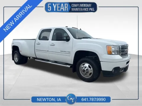 White 2013 GMC Sierra 3500HD Denali for sale in Newton, IA