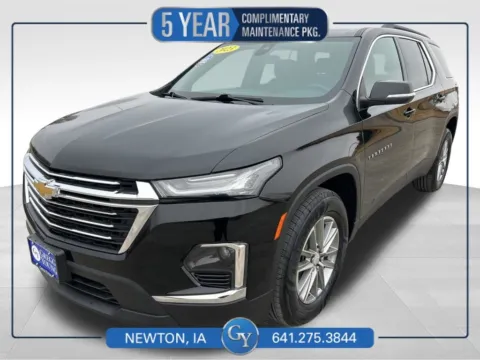 Black 2023 Chevrolet Traverse LT Leather for sale in Newton, IA