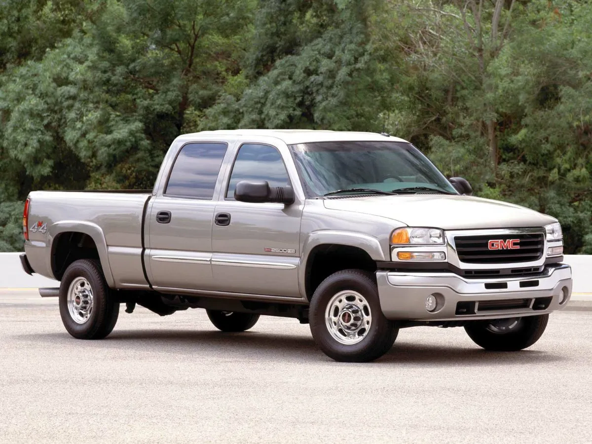 2003 GMC Sierra 3500 SLT for sale in Newton, IA