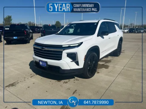 White 2026 Chevrolet Traverse LT for sale in Newton, IA